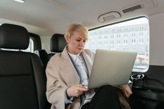 Airport taxi services to all airports